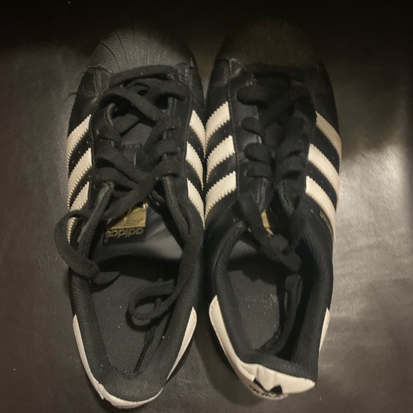 Adidas superstar shoes - Picture 5 of 7